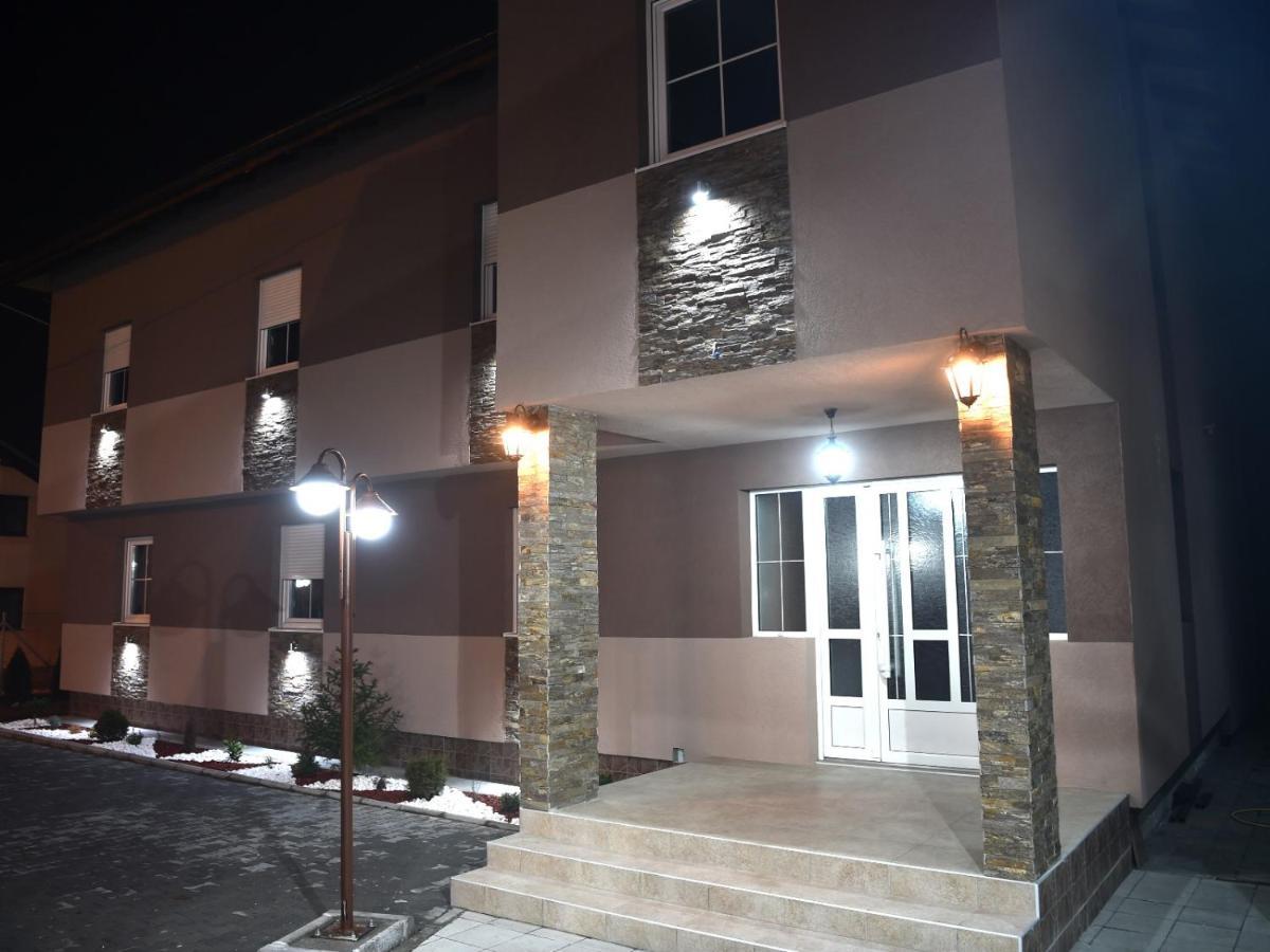 Olimp Motel Kraljevo Exterior photo