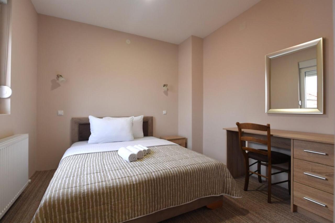 Olimp Motel Kraljevo Exterior photo