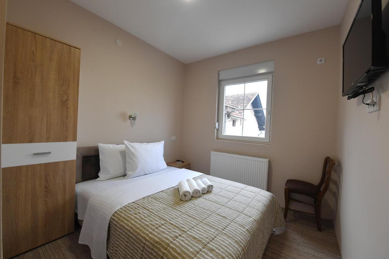 Olimp Motel Kraljevo Exterior photo
